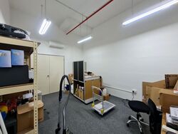 Oxley Bizhub (D14), Shop House #453529511